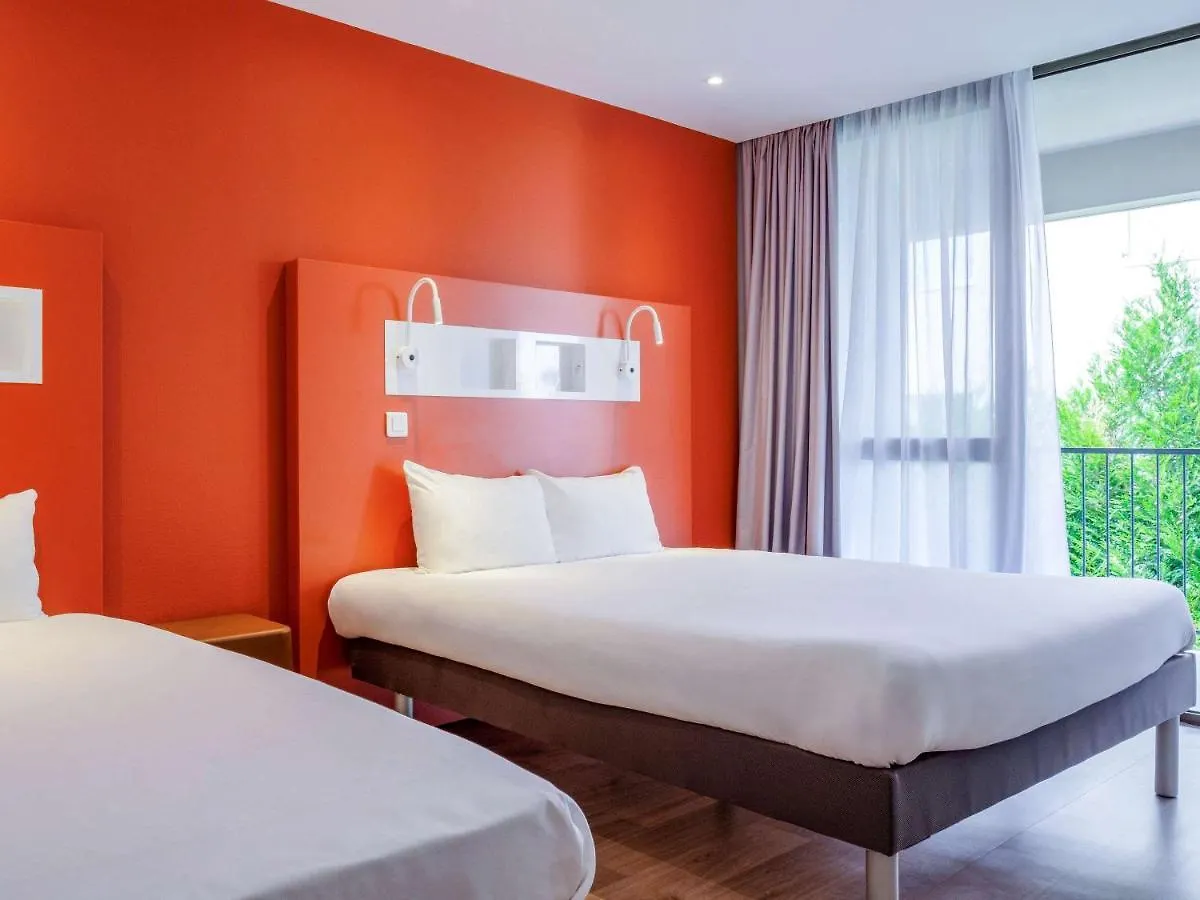 Ibis Budget Le Puy En Velay Отель Le Puy-en-Velay